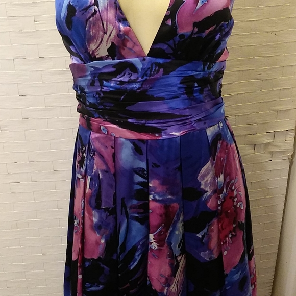 Adrianna Papell Occasions Dress - Picture 3 of 11